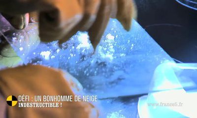 BONHOMME DE NEIGE GÉANT